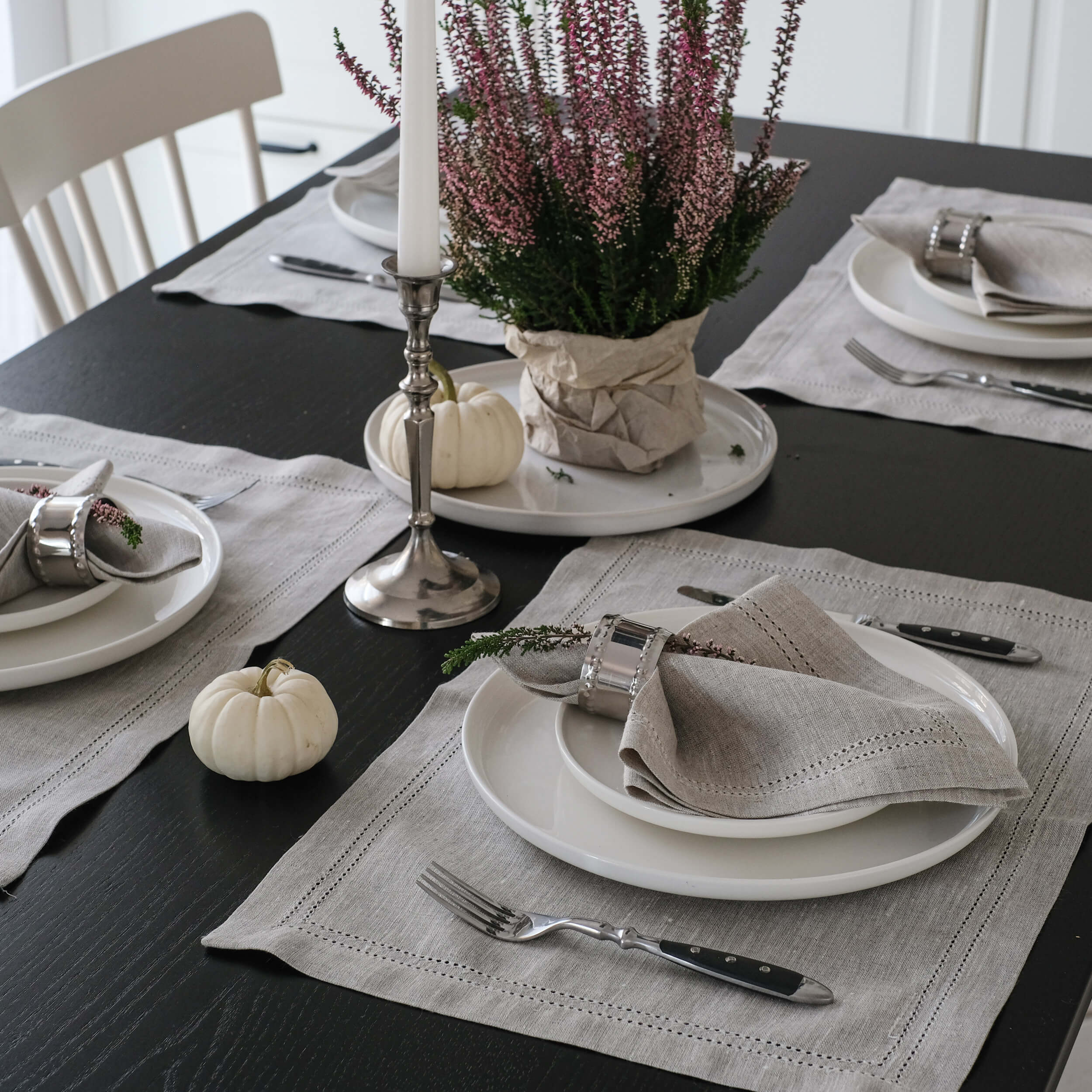 Dark linen table placement